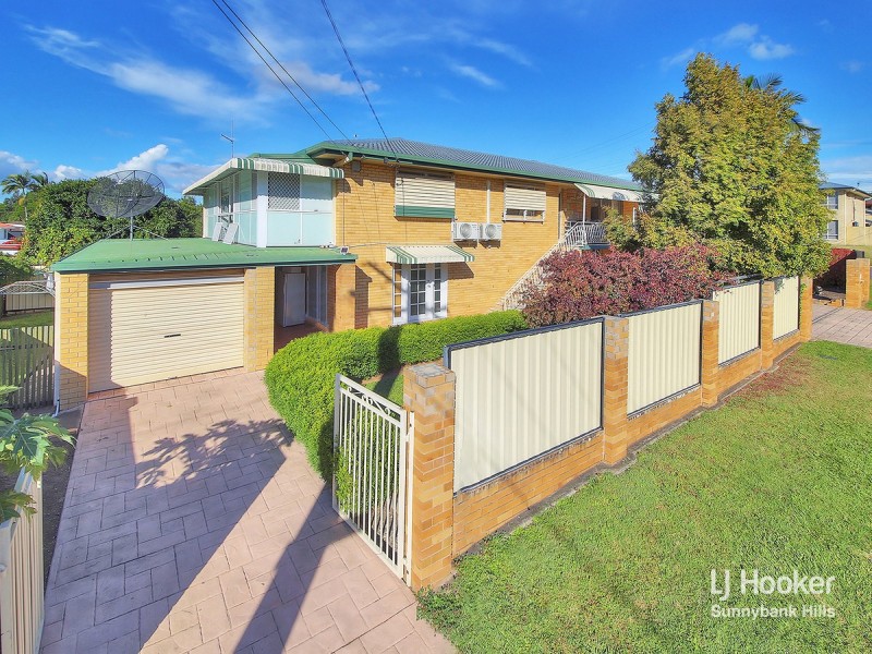 46 Macadamia Street, Macgregor QLD 4109