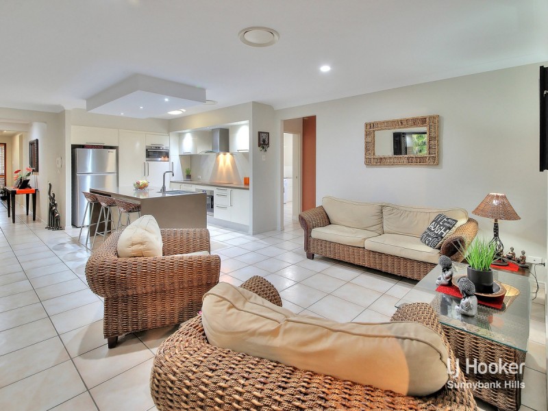 44 Murramarang Drive, Parkinson QLD 4115