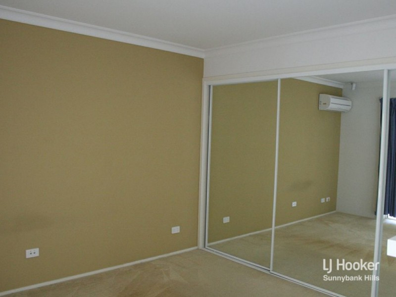 16 Conimbla Close, Parkinson QLD 4115