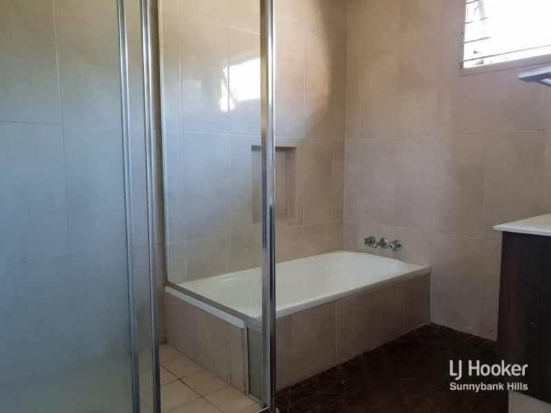 40 Jackson Road, Sunnybank Hills QLD 4109