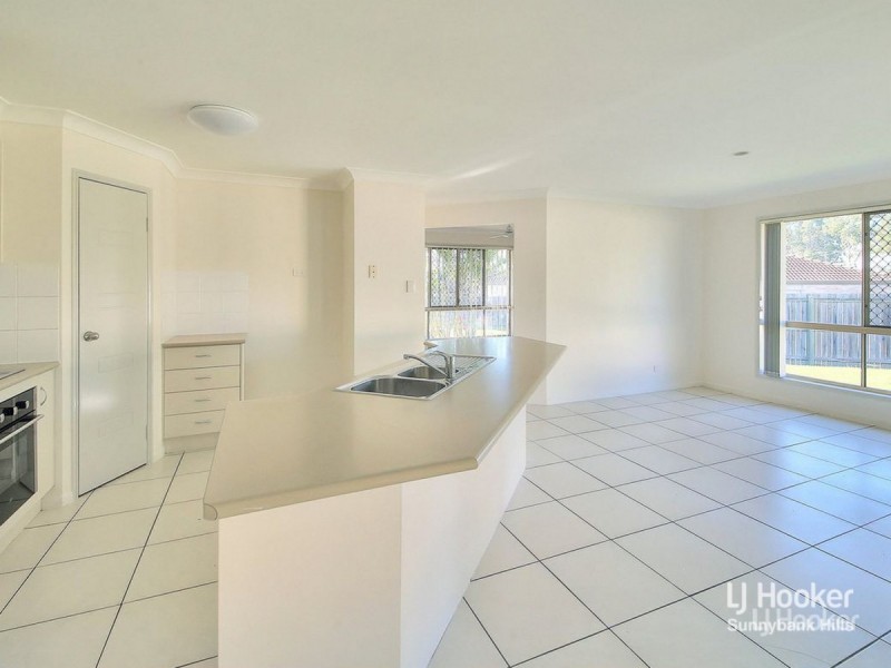 21 Crescendo Place, Crestmead QLD 4132