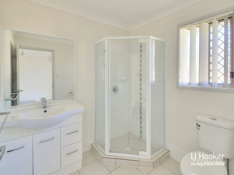 21 Crescendo Place, Crestmead QLD 4132