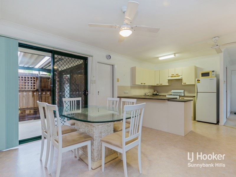 16 Collinson Street, Runcorn QLD 4113