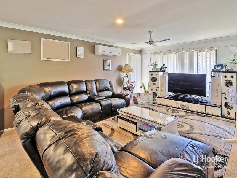 6 Budawang Street, Parkinson QLD 4115