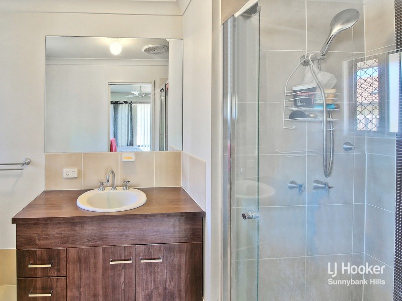 6 Budawang Street, Parkinson QLD 4115
