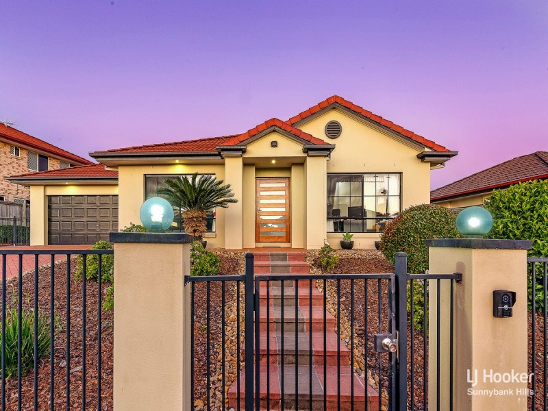 61 The Parkway, Stretton QLD 4116