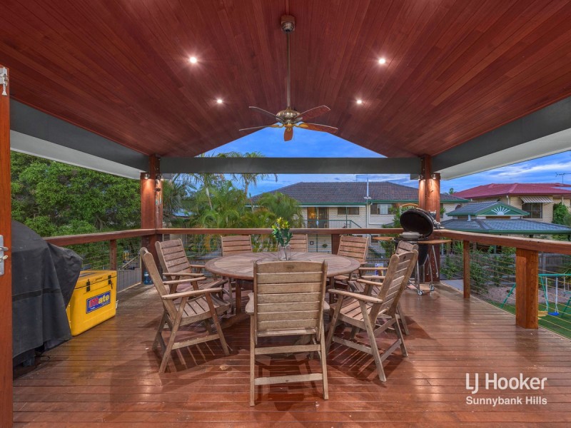 19 Tapscott Street, Wishart QLD 4122