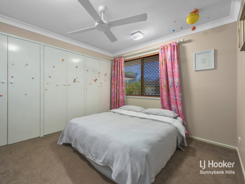 19 Tapscott Street, Wishart QLD 4122