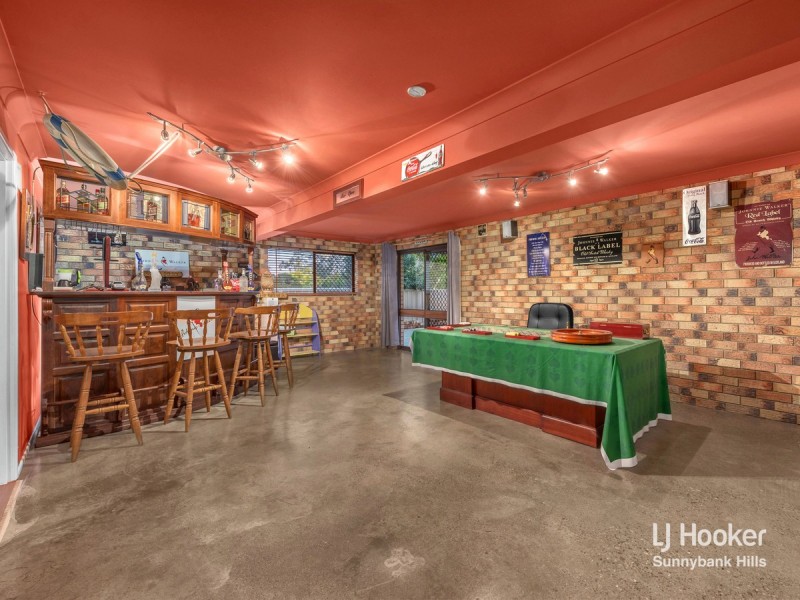 19 Tapscott Street, Wishart QLD 4122