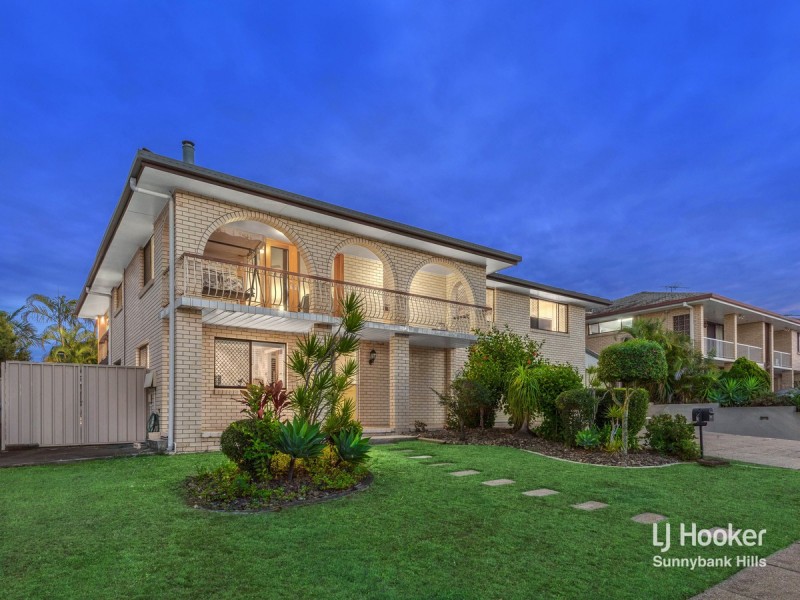 19 Tapscott Street, Wishart QLD 4122