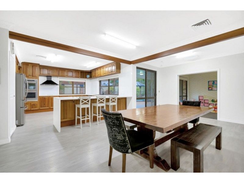 16 Noelana Street, Sunnybank Hills QLD 4109