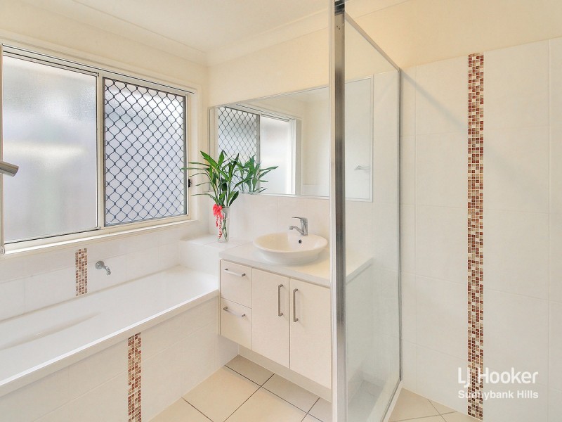 3 Colebrook Crescent, Doolandella QLD 4077