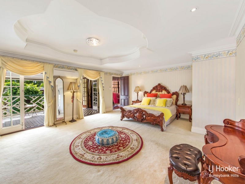 70 Woodlark Crescent, Parkinson QLD 4115