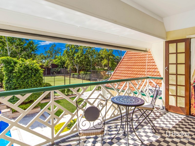 70 Woodlark Crescent, Parkinson QLD 4115