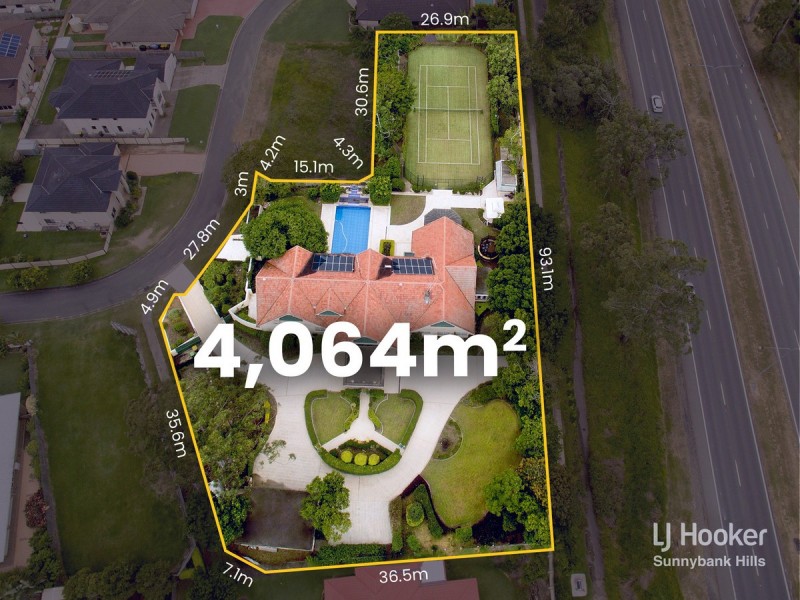 70 Woodlark Crescent, Parkinson QLD 4115