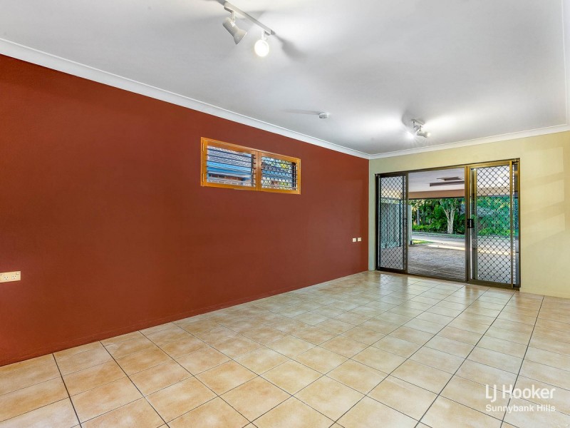 72 Bolton Street, Eight Mile Plains QLD 4113