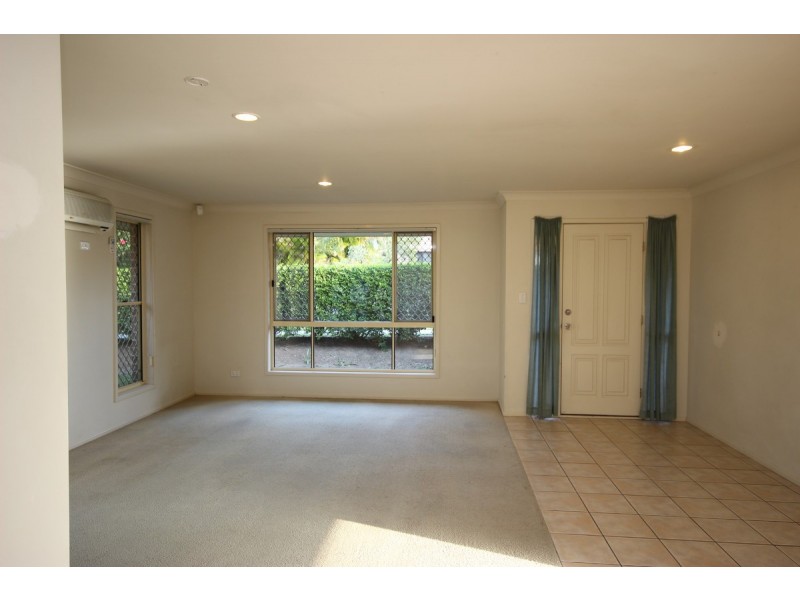 8 Hockey Street, Kuraby QLD 4112