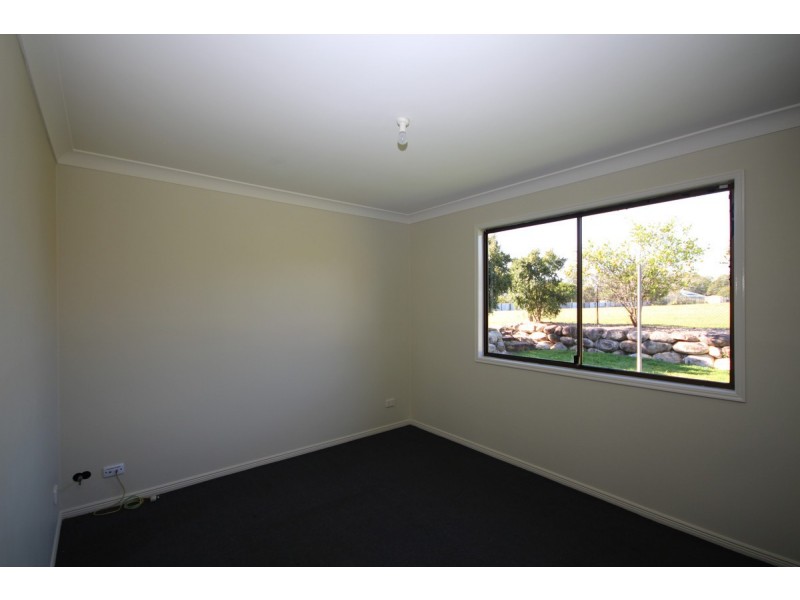 27 Wharf Street, South Maclean QLD 4280