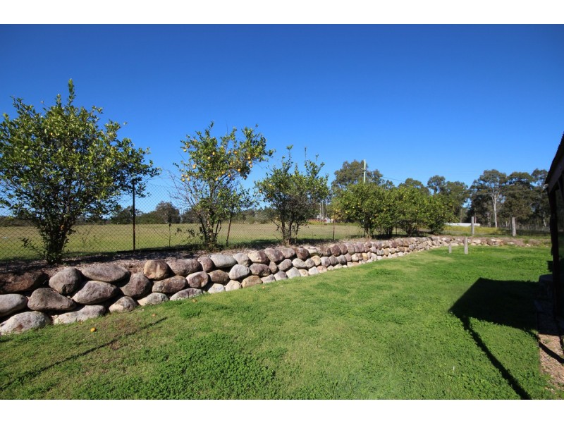 27 Wharf Street, South Maclean QLD 4280