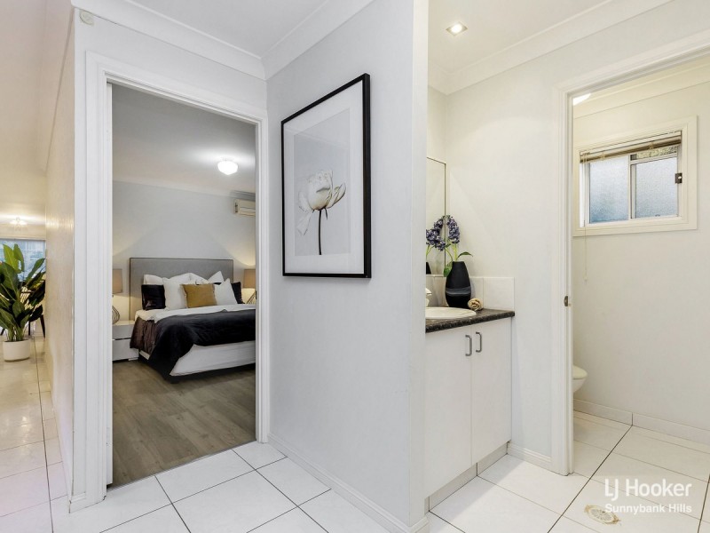 9 Redgum Place, Calamvale QLD 4116