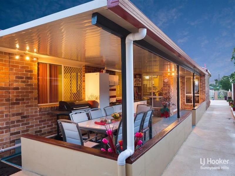 11 Killarney Place, Parkinson QLD 4115