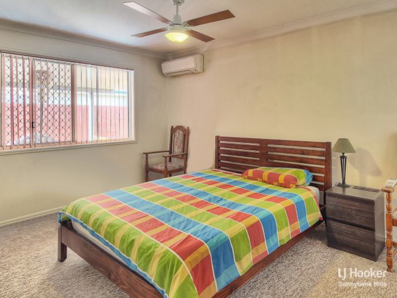 11 Killarney Place, Parkinson QLD 4115