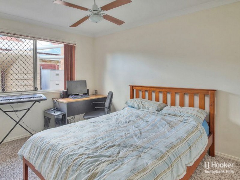 11 Killarney Place, Parkinson QLD 4115