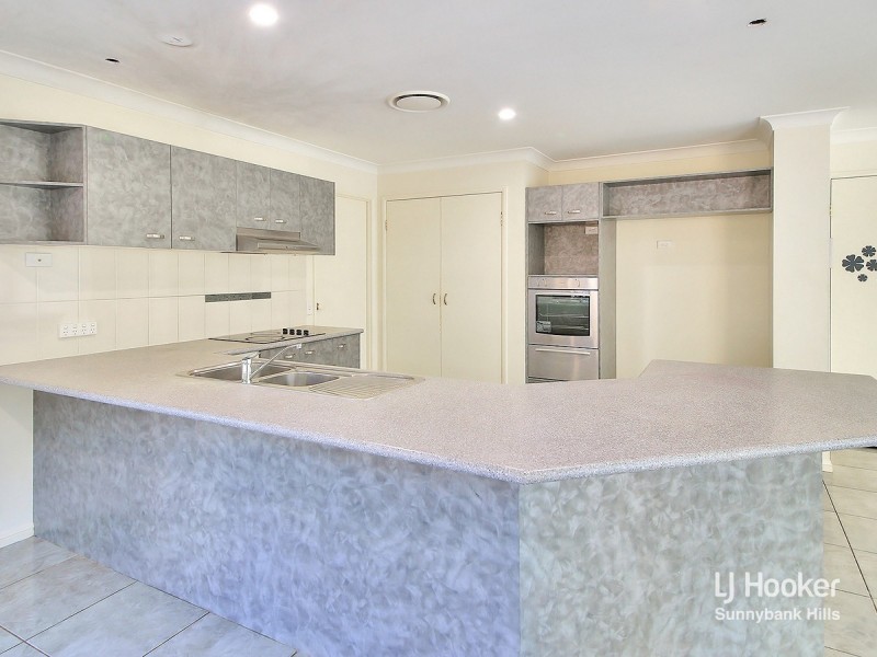 10 Hatia Place, Kuraby QLD 4112