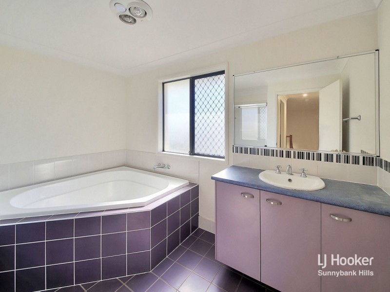 10 Hatia Place, Kuraby QLD 4112