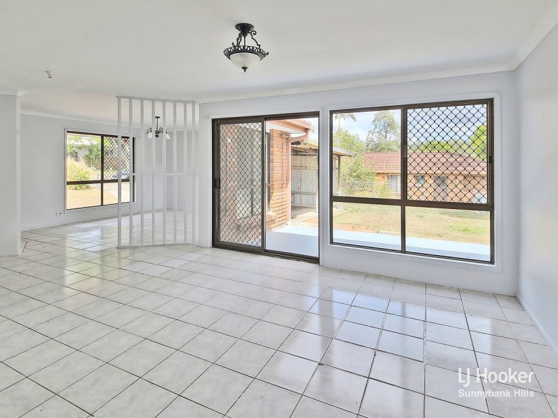 8 Fitchett Street, Goodna QLD 4300