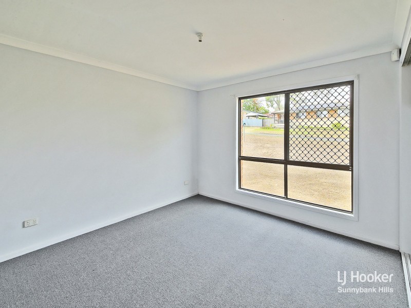 8 Fitchett Street, Goodna QLD 4300