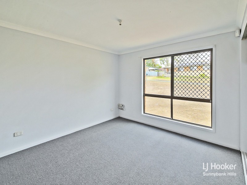 8 Fitchett Street, Goodna QLD 4300