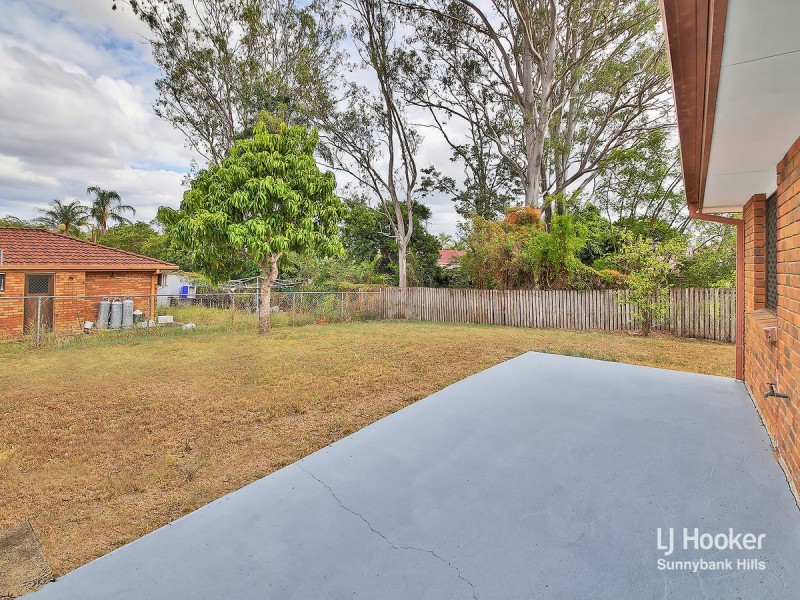 8 Fitchett Street, Goodna QLD 4300