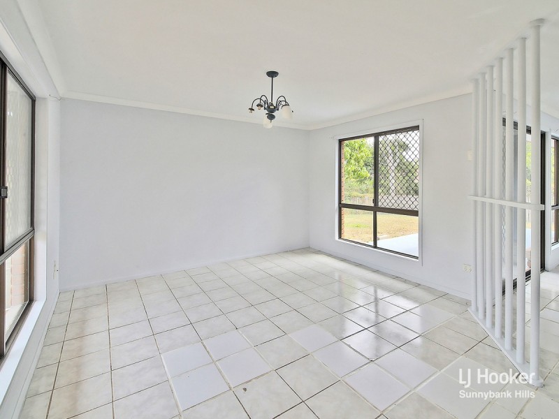 8 Fitchett Street, Goodna QLD 4300