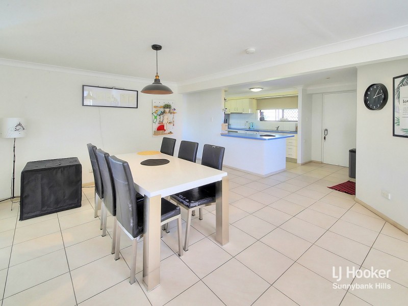 8 Manzill Street, Sunnybank Hills QLD 4109