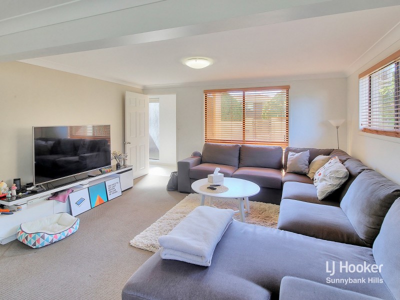 8 Manzill Street, Sunnybank Hills QLD 4109