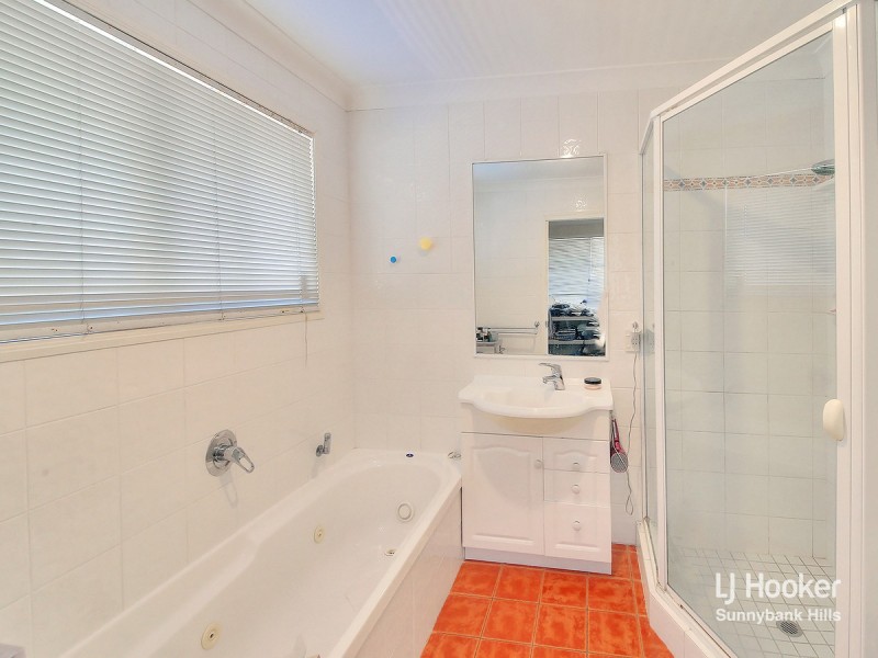 8 Manzill Street, Sunnybank Hills QLD 4109