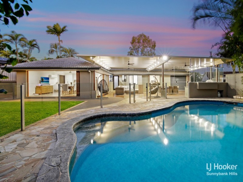 6 Ixora Court, Regents Park QLD 4118