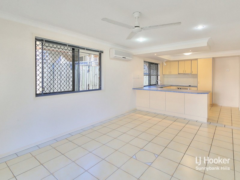 10 Chester Road, Eight Mile Plains QLD 4113