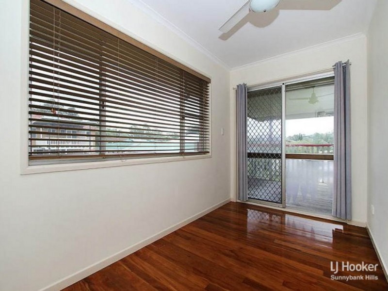 513 Broadwater Road, Mansfield QLD 4122