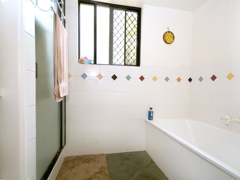 16 Murphys Creek Road, Toowoomba QLD 4350