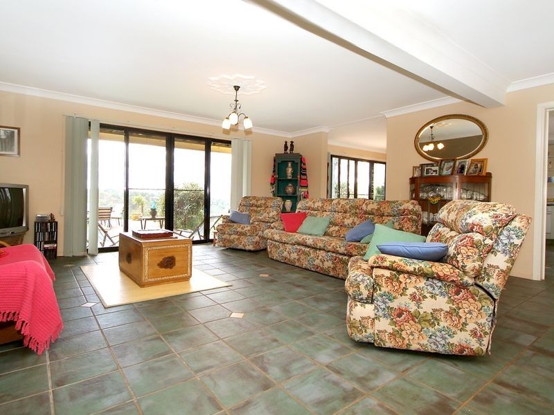 16 Murphys Creek Road, Toowoomba QLD 4350