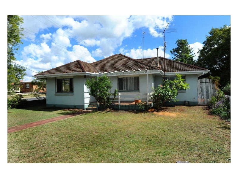 113 Anzac Avenue, Newtown QLD 4350