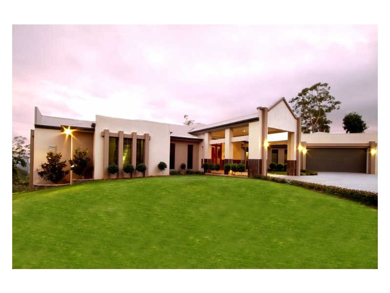 2 Mackenzie Street, Mount Lofty QLD 4350