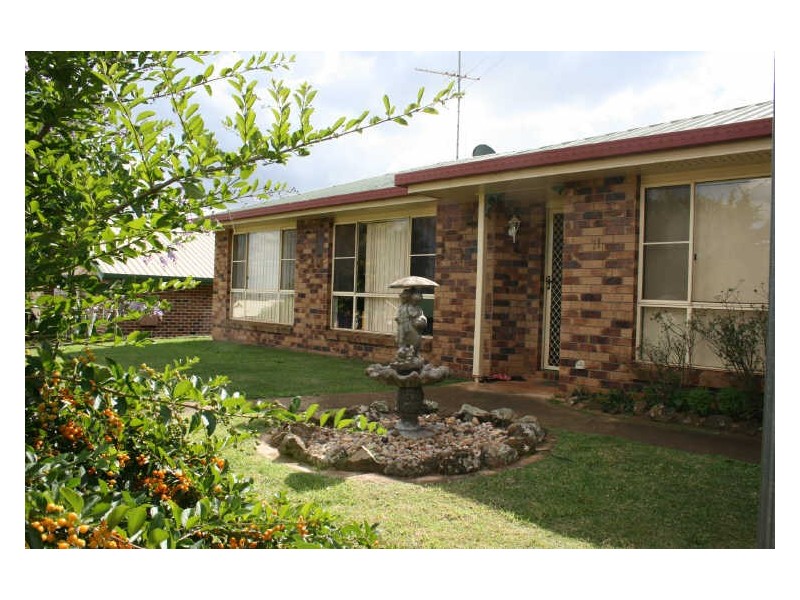 11 Todwana Court, Glenvale QLD 4350