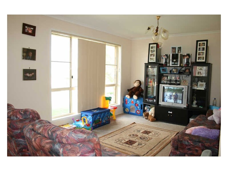 11 Todwana Court, Glenvale QLD 4350