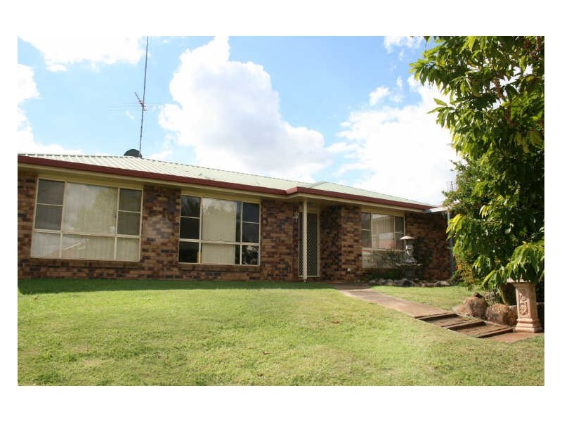 11 Todwana Court, Glenvale QLD 4350