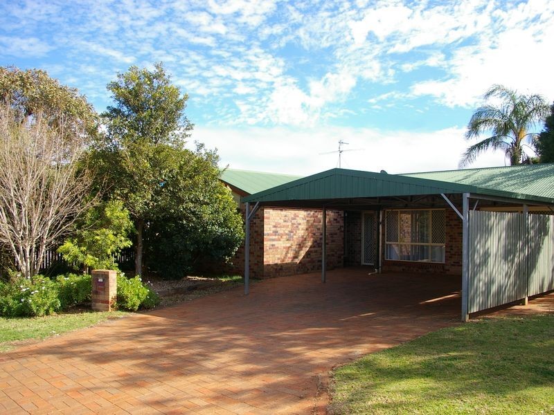 29 Gainsborough Drive, Toowoomba QLD 4350