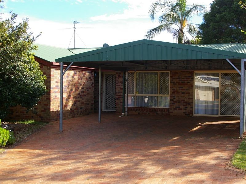 29 Gainsborough Drive, Toowoomba QLD 4350