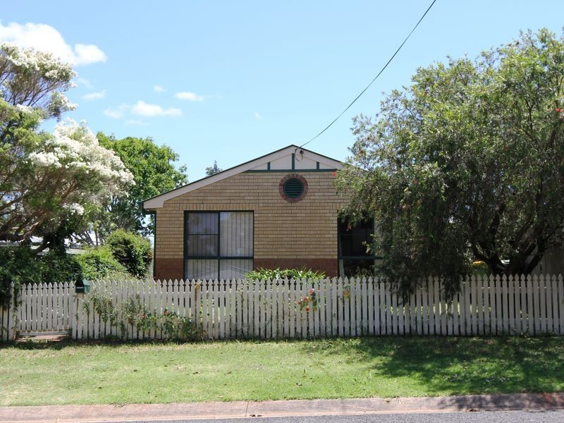7 Queen Street, East Toowoomba QLD 4350